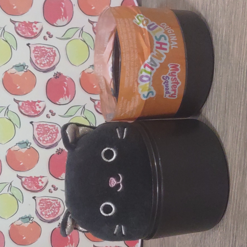 Halloween mystery capsule squishmallow